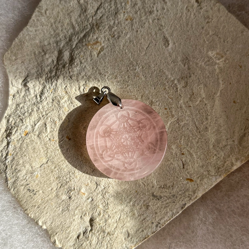 pendente in pietra + cubo di metatron